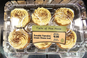 HenHouse_PumpkinCupcakes.jpg