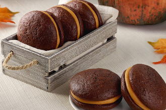 Dawn_PumpkinChocWhoopiePies.png